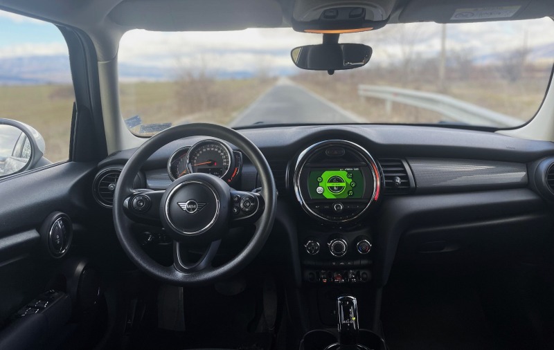 Mini Cooper One, Автоматик, 2019, 4 врати, снимка 11 - Автомобили и джипове - 44505491
