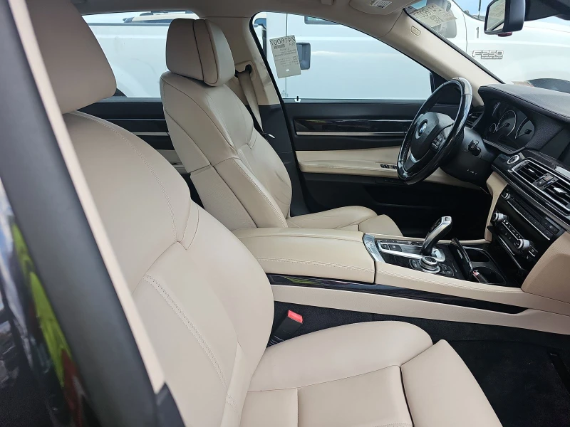 BMW 750 Li * КРАЙНА ЦЕНА, снимка 9 - Автомобили и джипове - 48126203