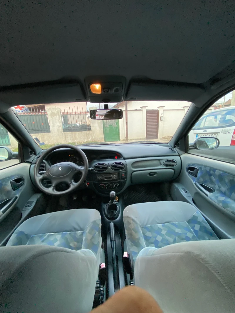 Renault Megane 1.6 LPG/газ, снимка 4 - Автомобили и джипове - 48656502