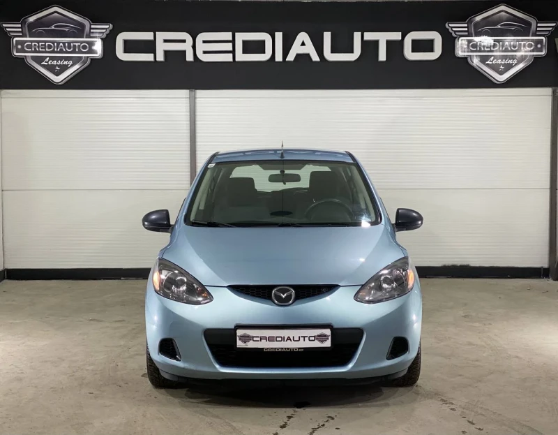 Mazda 2 1.3i, снимка 2 - Автомобили и джипове - 48702149