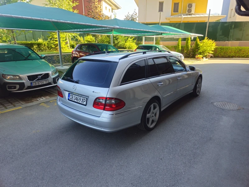 Mercedes-Benz E 350 4-МATIC, снимка 4 - Автомобили и джипове - 50487211
