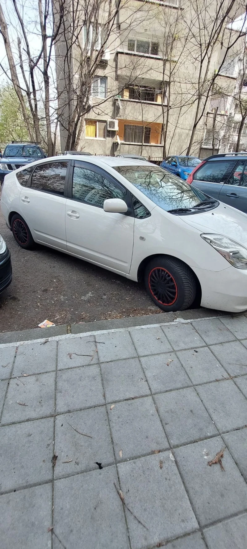 Toyota Prius, снимка 2 - Автомобили и джипове - 51653828