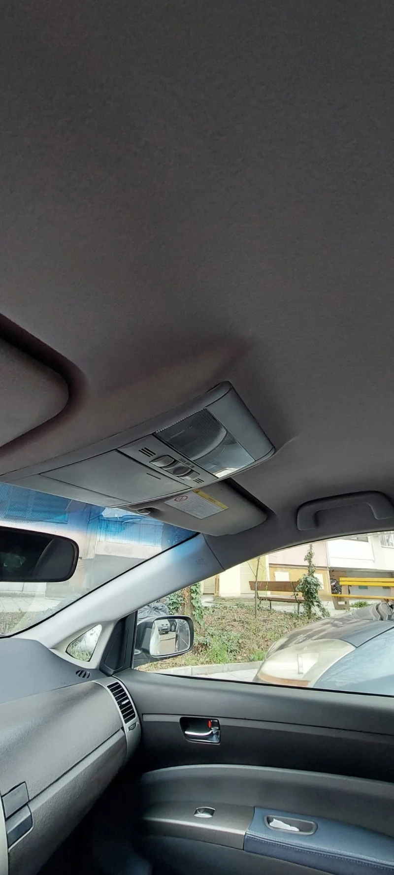 Toyota Prius, снимка 9 - Автомобили и джипове - 51653828