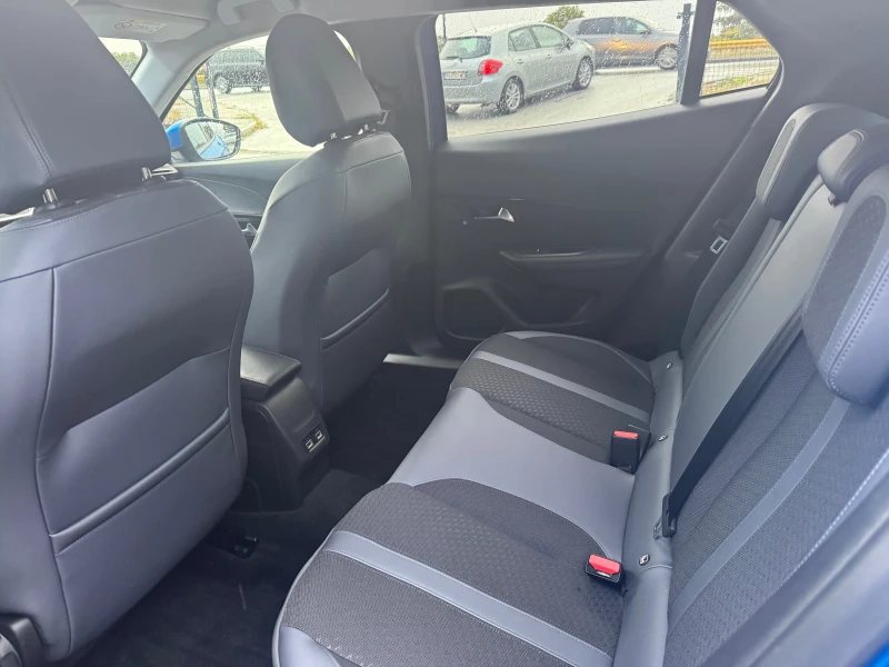 Peugeot 2008 Virtual cockpit allure avtomat kamera, снимка 11 - Автомобили и джипове - 51978141