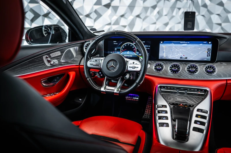 Mercedes-Benz AMG GT 43 AMG* 63 Optic* Burmester* 360, снимка 10 - Автомобили и джипове - 52538851