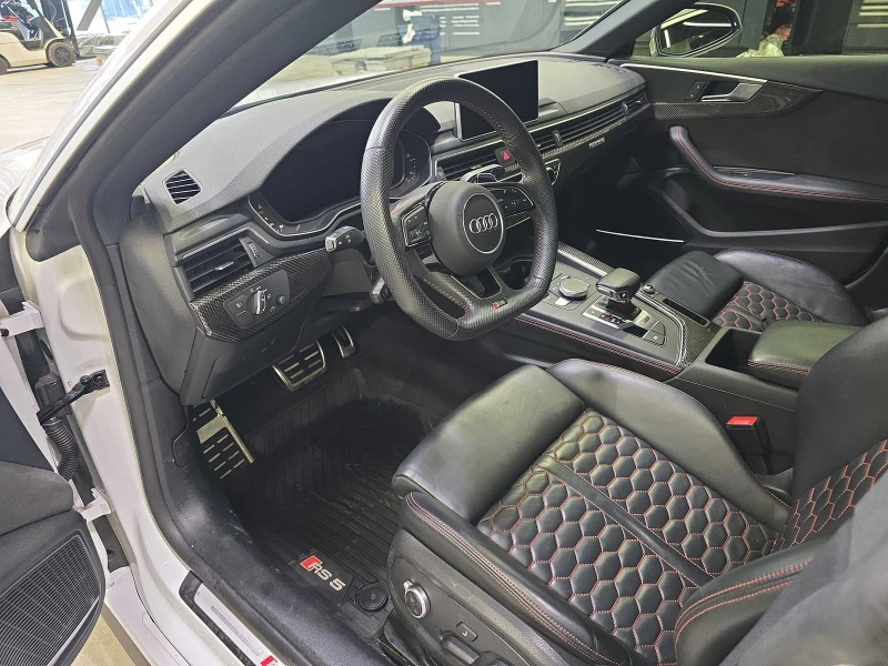 Audi Rs5 Sportback CARFAX АВТО КРЕДИТ , снимка 6 - Автомобили и джипове - 53246068
