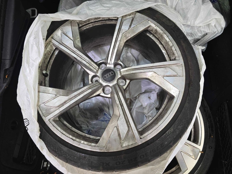 Audi Rs5 Sportback CARFAX АВТО КРЕДИТ , снимка 13 - Автомобили и джипове - 53246068