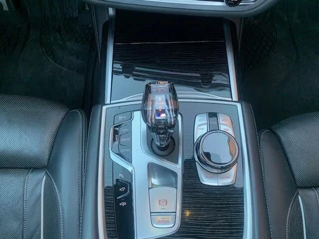 BMW 750 xDrive* AвтоКредит* (ЦЕНА ДО БГ), снимка 11 - Автомобили и джипове - 53861989