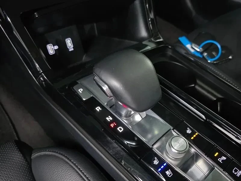 Kia K7, снимка 9 - Автомобили и джипове - 56688038