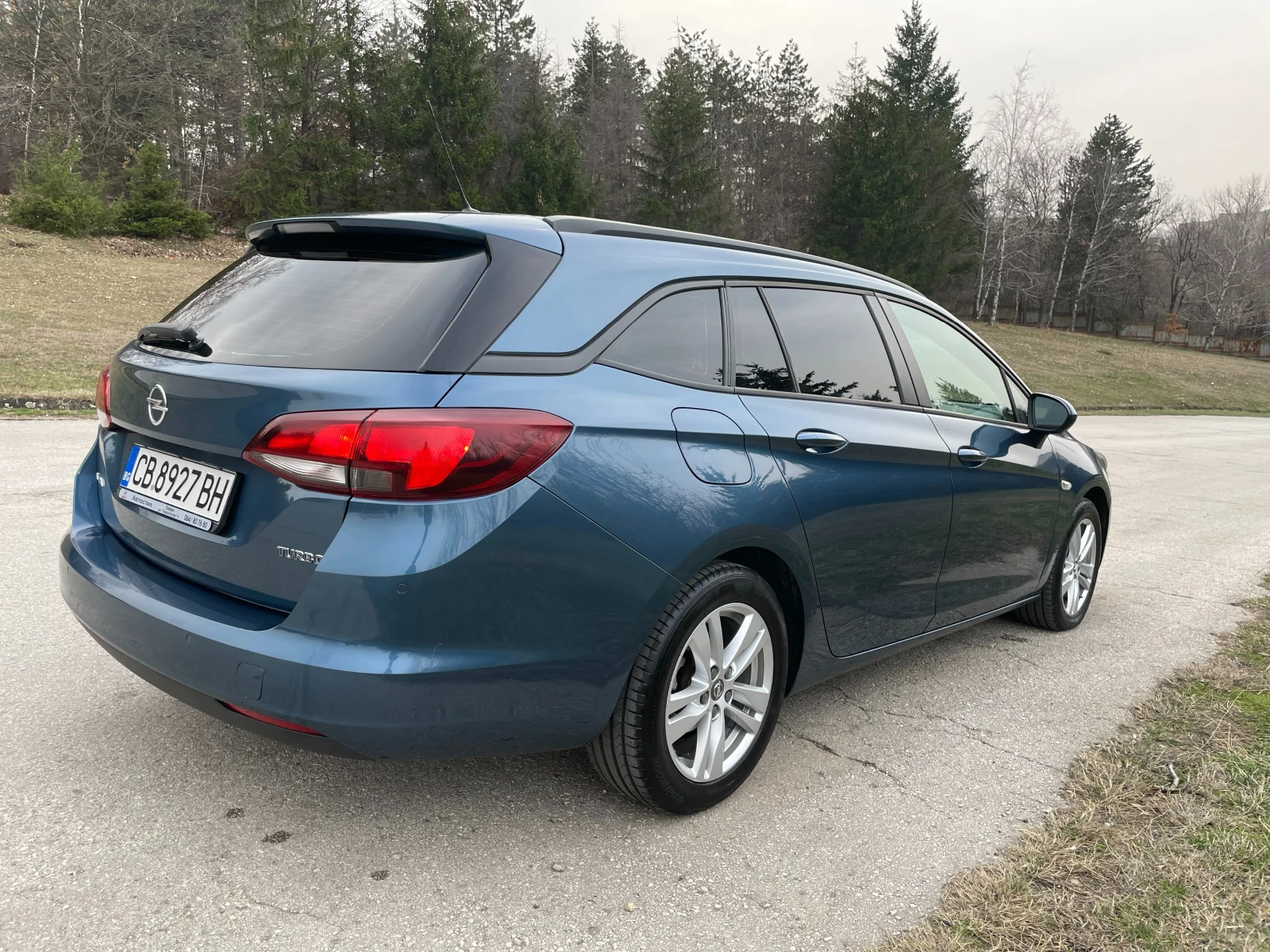 Opel Astra 1.4 150к.с. - изображение 7