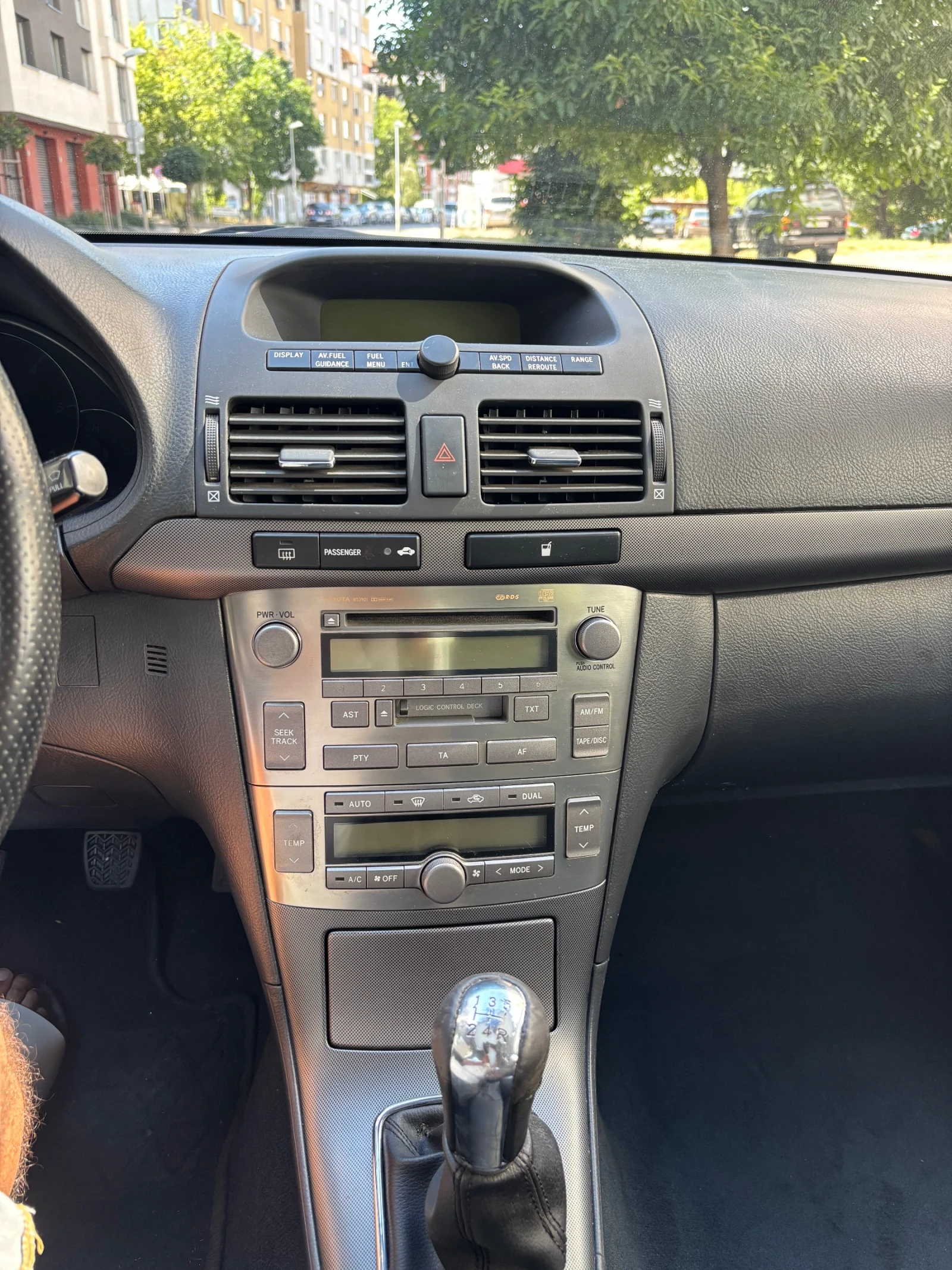 Toyota Avensis 2.0 D4D - изображение 9