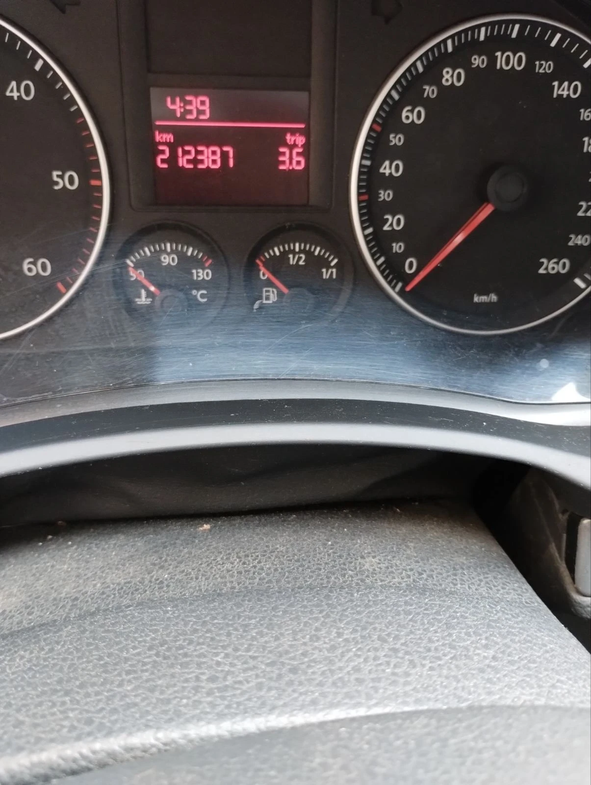 VW Golf 1.9 - изображение 7