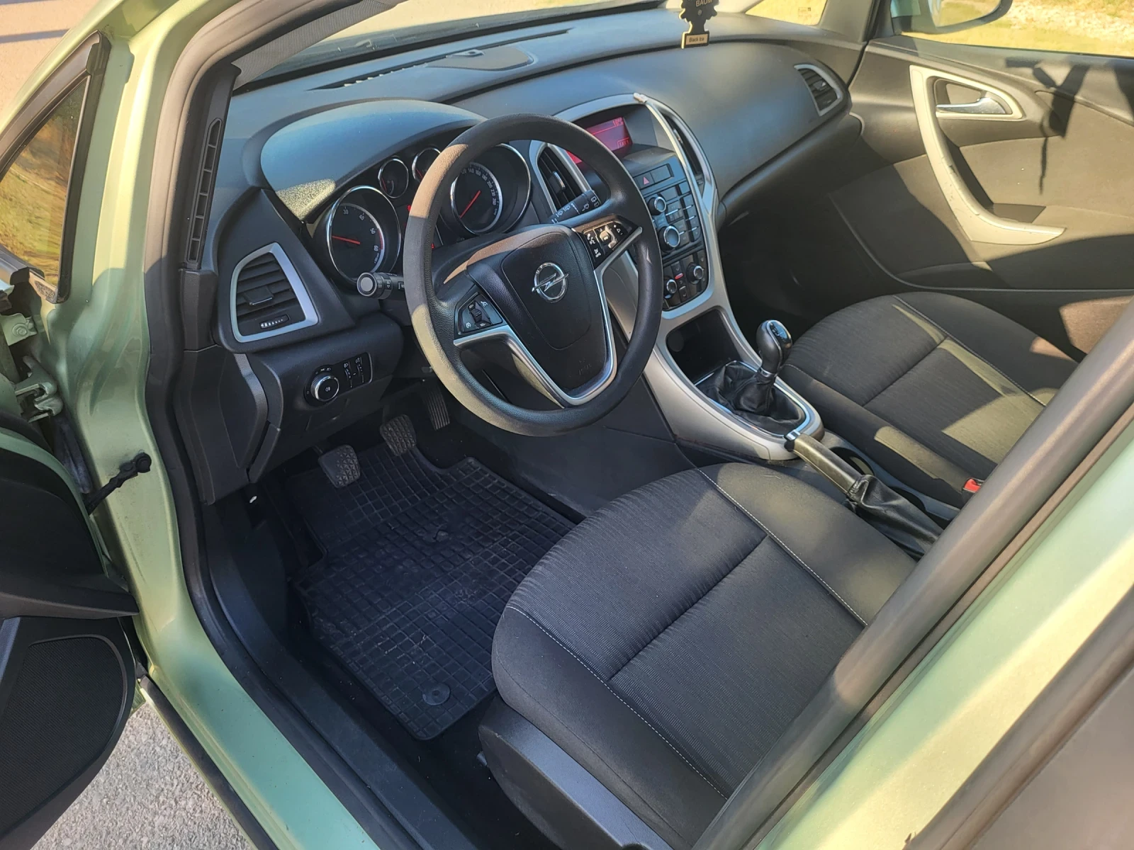 Opel Astra 1.7 CDTI - изображение 8