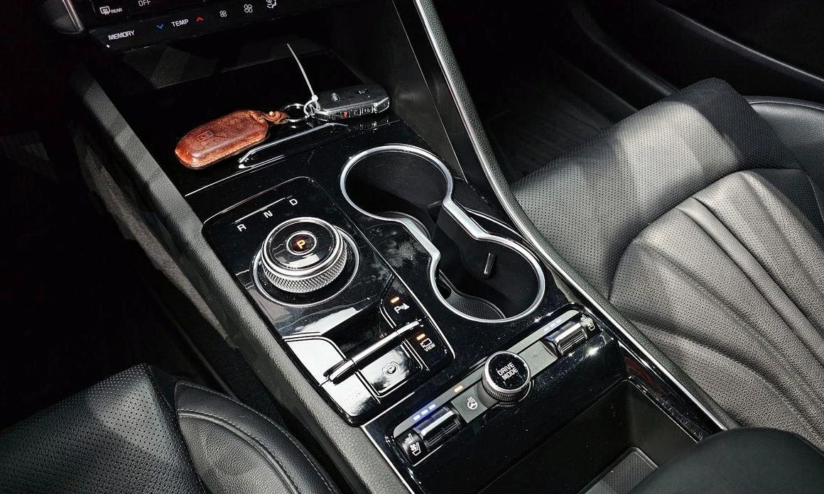 Kia K5  - изображение 9