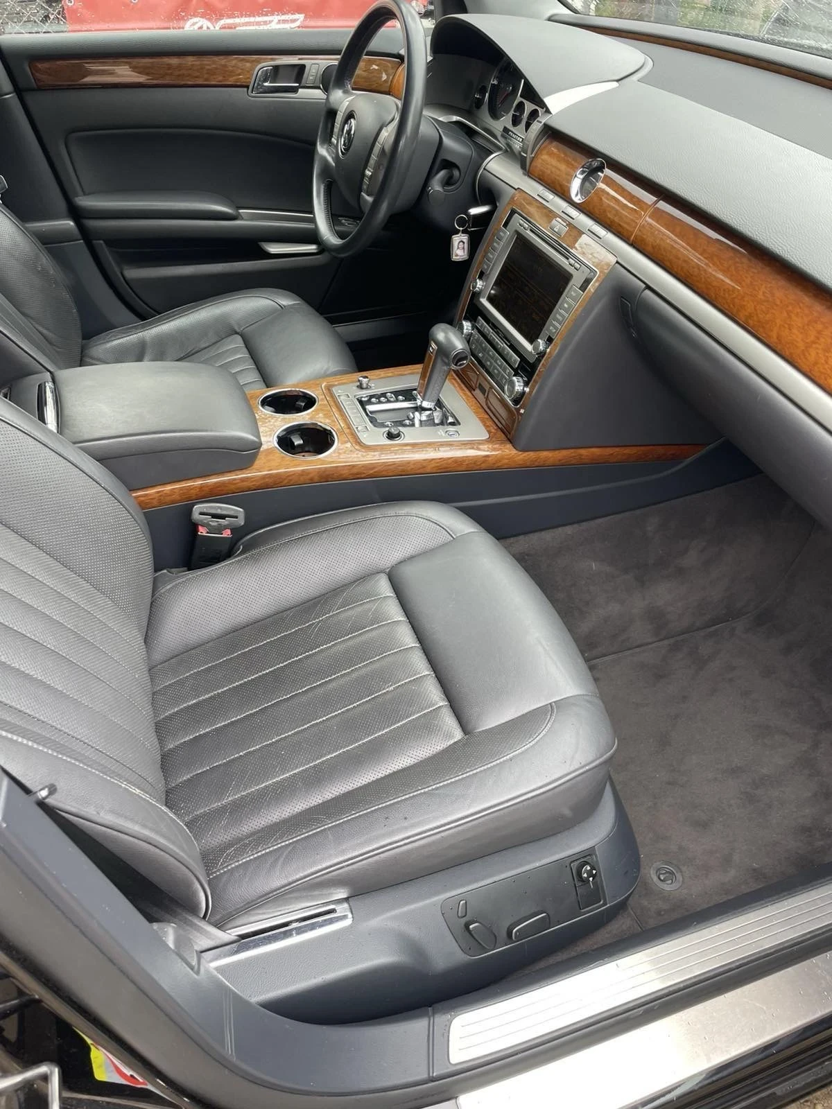 VW Phaeton  - изображение 8