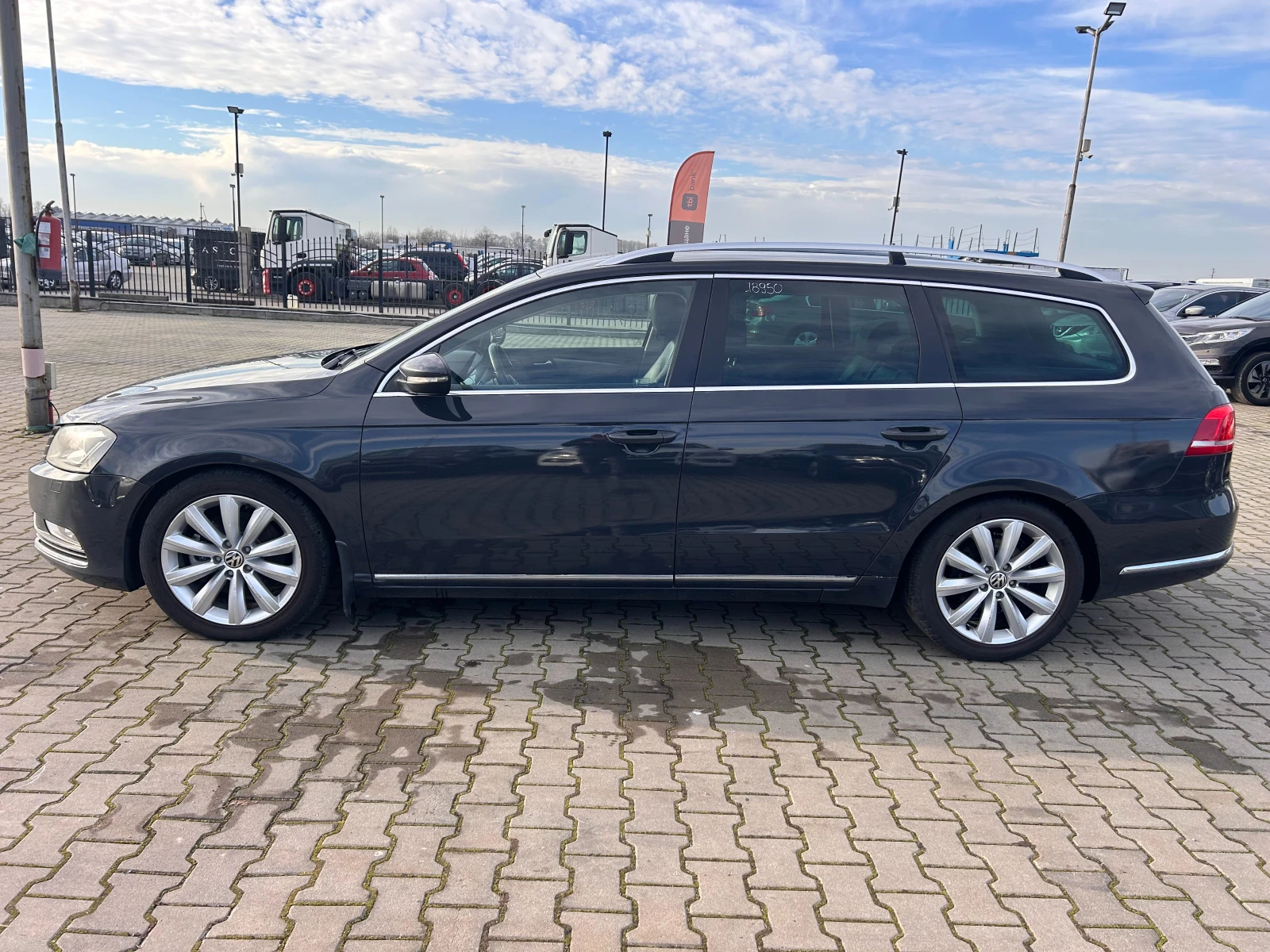 VW Passat 2.0TDI AVTOMAT/KOJA/NAVI EURO 5 | Mobile.bg � ����������� 9