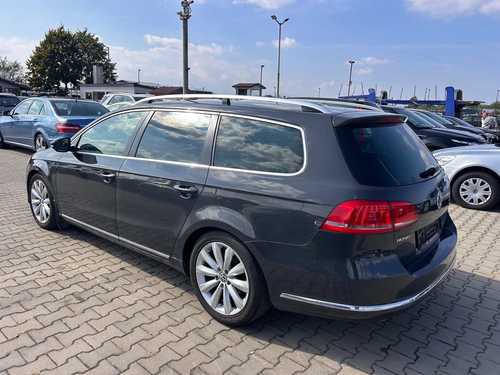 VW Passat 2.0TDI AVTOMAT/KOJA/NAVI EURO 5 - изображение 8