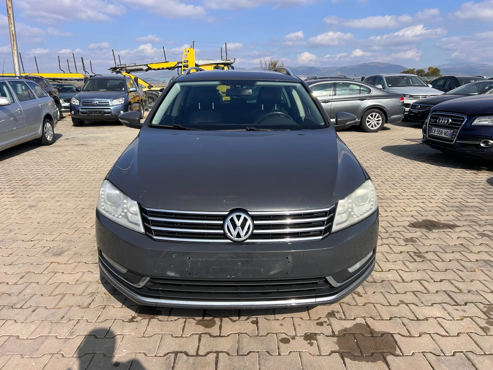 VW Passat 2.0TDI AVTOMAT/KOJA/NAVI EURO 5 - изображение 3