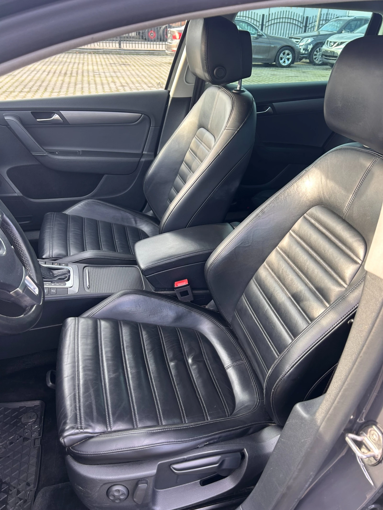 VW Passat 2.0TDI AVTOMAT/KOJA/NAVI EURO 5 | Mobile.bg � ����������� 12