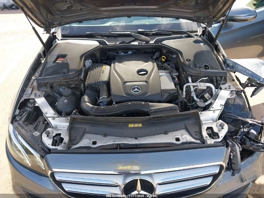 Mercedes-Benz E 300 AMGPACK/4MATIC/BURMESTER// | Mobile.bg   9