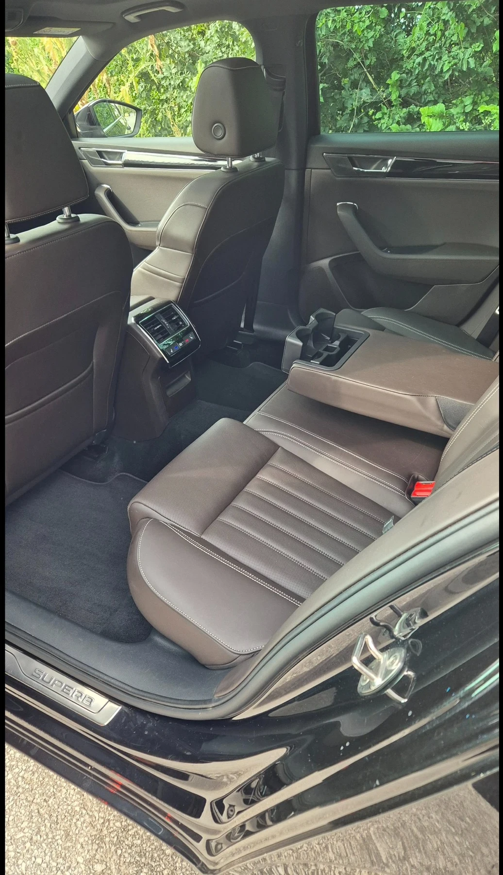 Skoda Superb 1.5 TSI - изображение 9