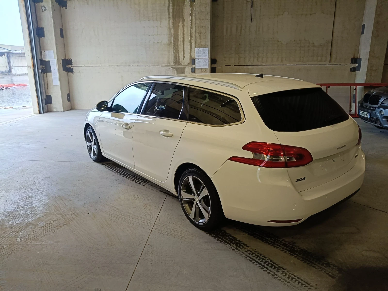 Peugeot 308 SW - изображение 6