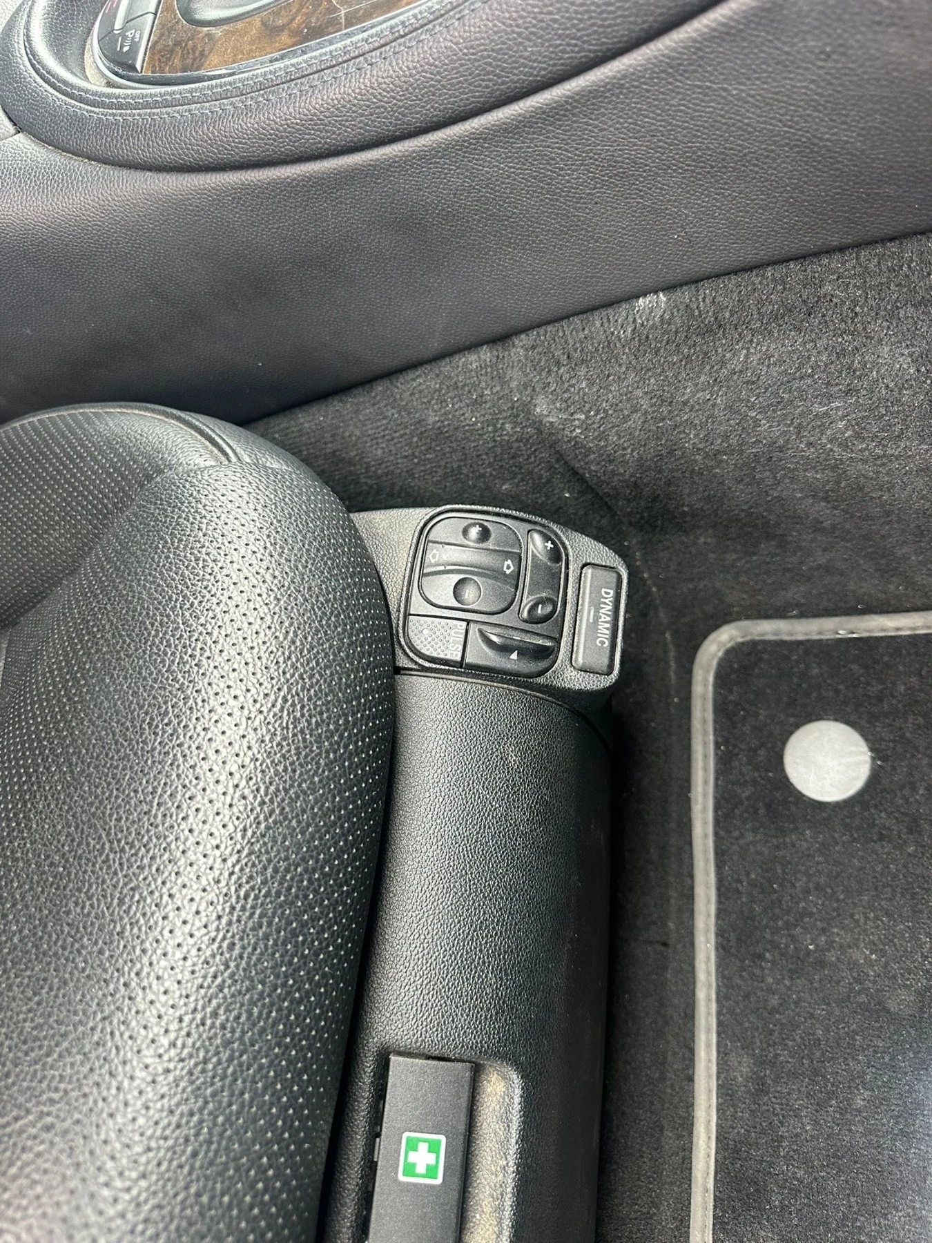 Mercedes-Benz CLS 320  - изображение 9