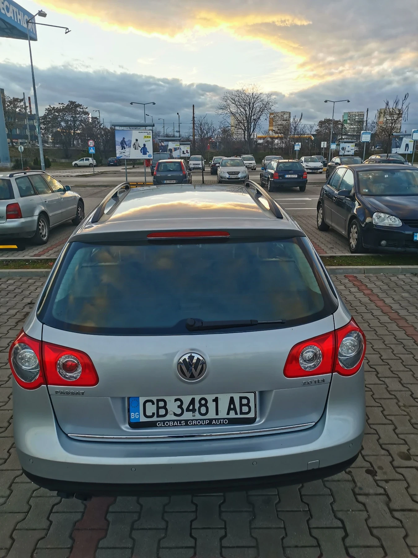 VW Passat, снимка 4 - Автомобили и джипове - 53818602
