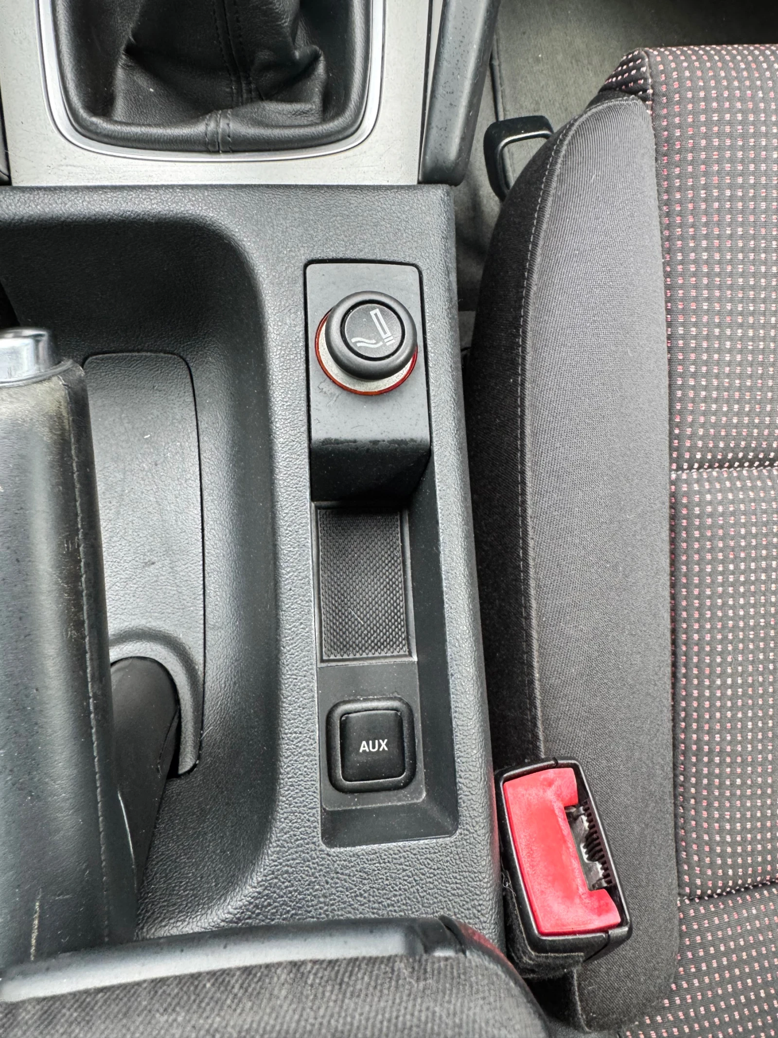 Audi A3 2.0tdi Facelift Navi, снимка 9 - Автомобили и джипове - 54327639