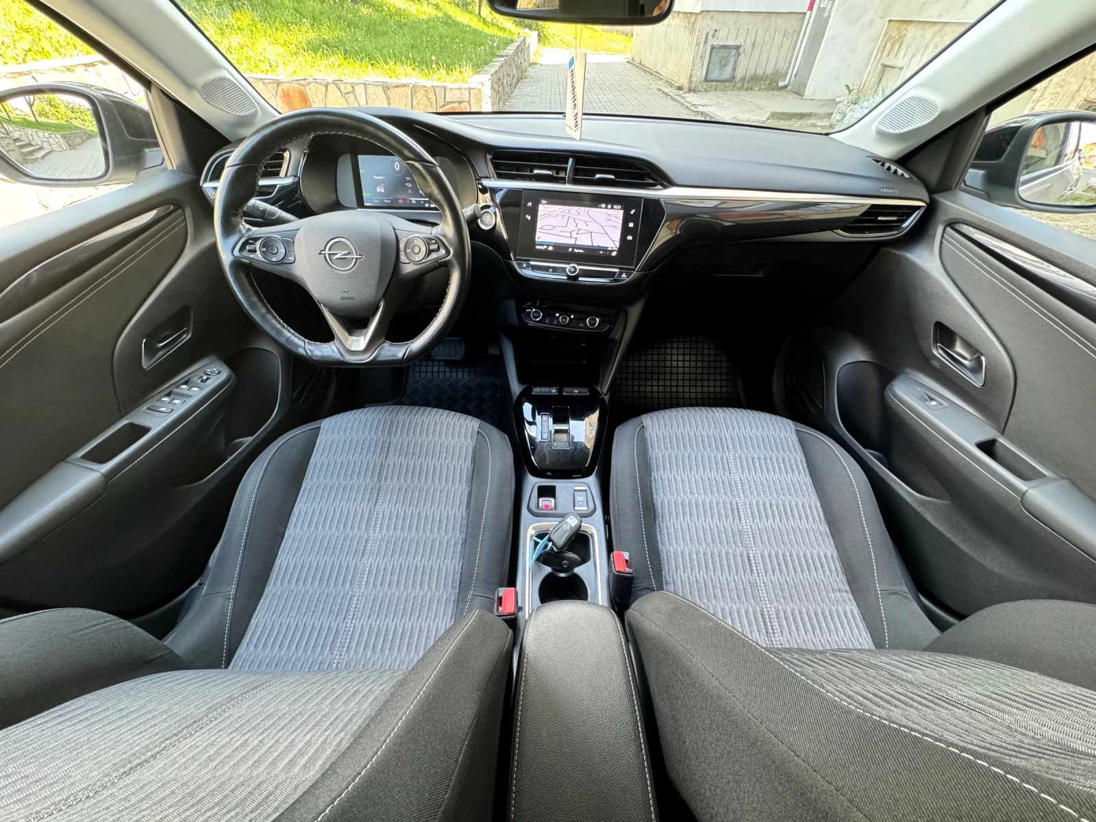 Opel Corsa  GS Electric 50kw SoH 100%, снимка 10 - Автомобили и джипове - 54327639
