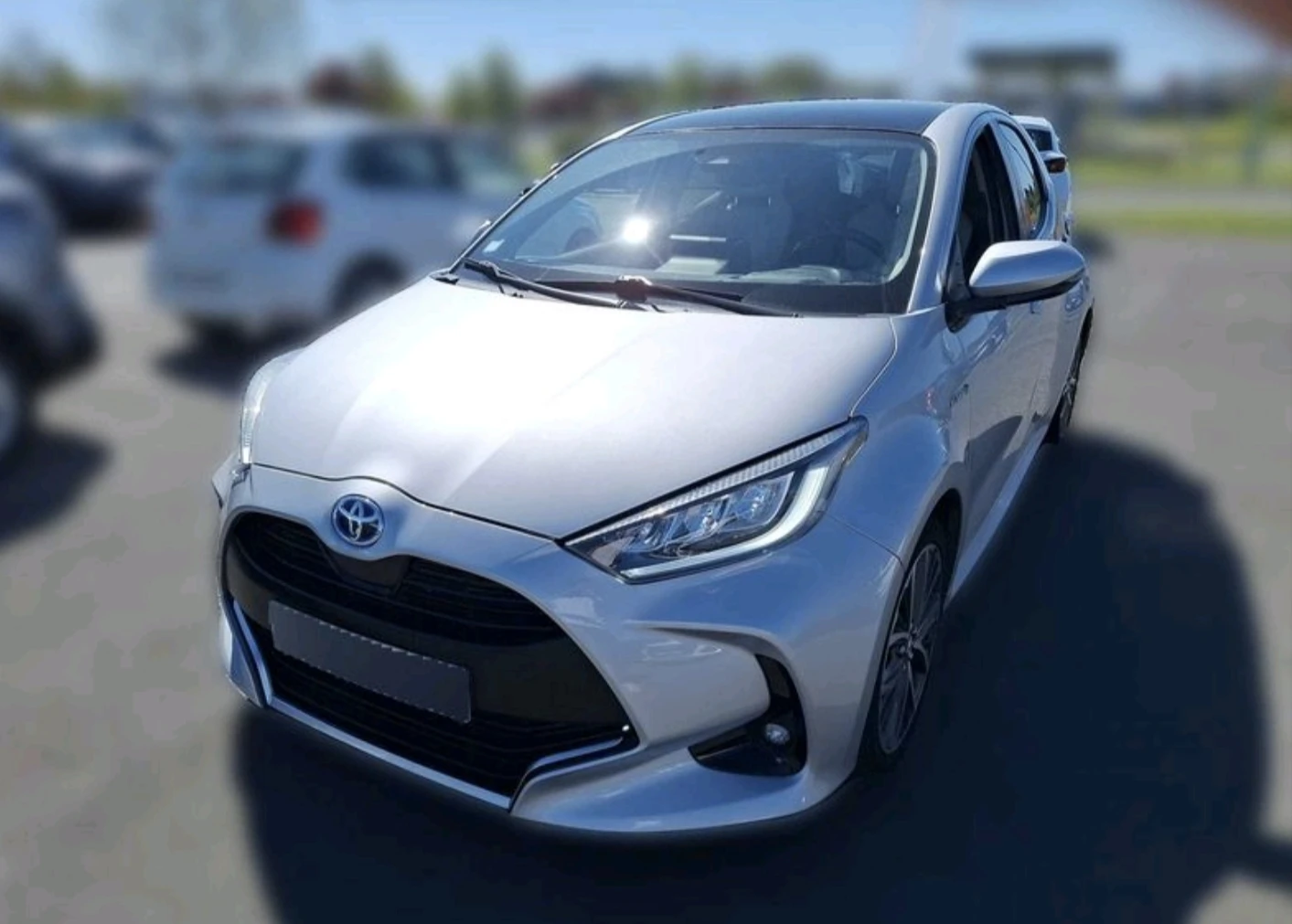 Toyota Yaris HYBRID ICONIC FULL