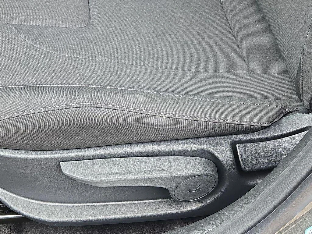 Hyundai Elantra, снимка 3 - Автомобили и джипове - 54609975