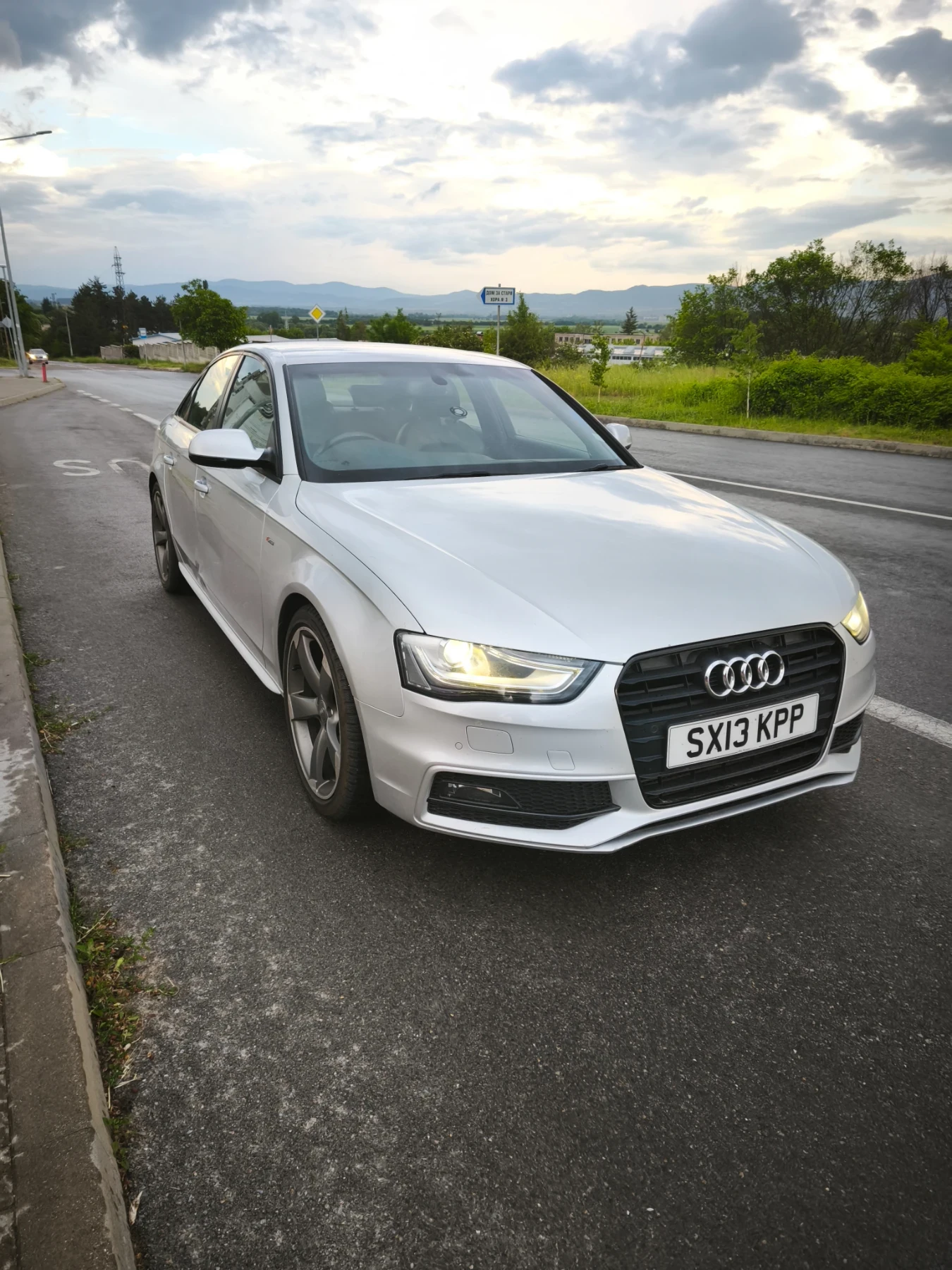 Audi A4 Десен волан S-LINE BLACK EDITION , снимка 6 - Автомобили и джипове - 54646075