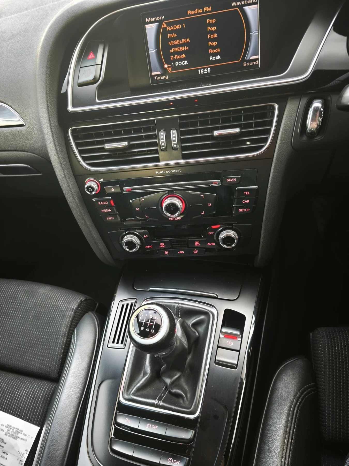 Audi A4 Десен волан S-LINE BLACK EDITION , снимка 17 - Автомобили и джипове - 54646075