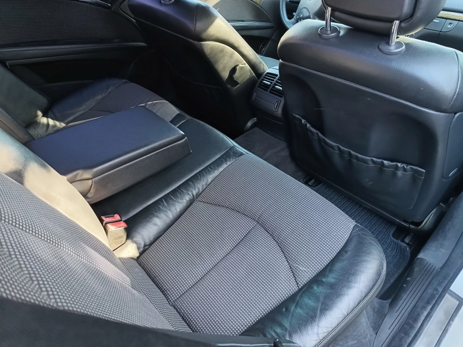 Mercedes-Benz E 220, снимка 16 - Автомобили и джипове - 54666777