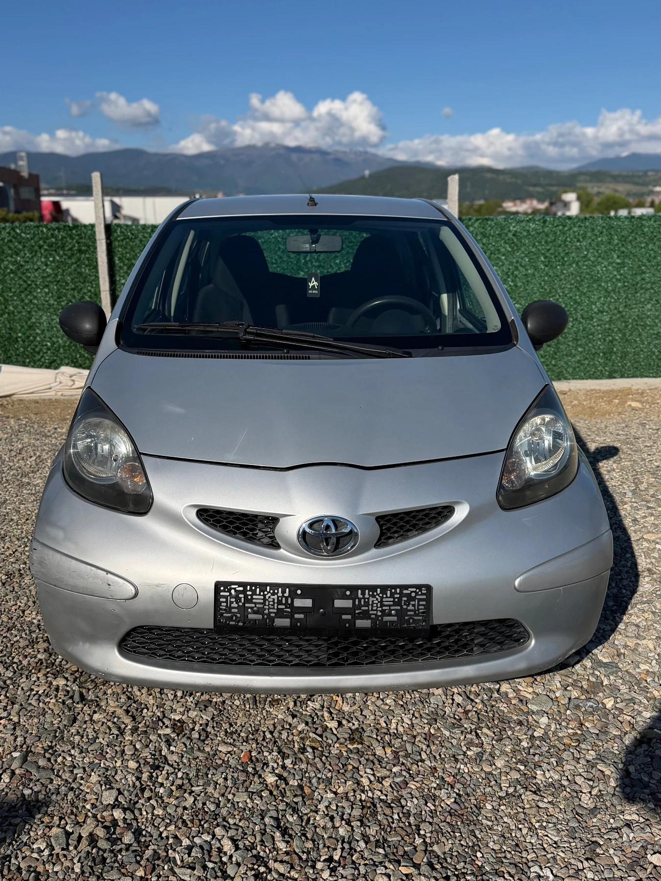Toyota Aygo 1.0 Benzin , снимка 2 - Автомобили и джипове - 55016970