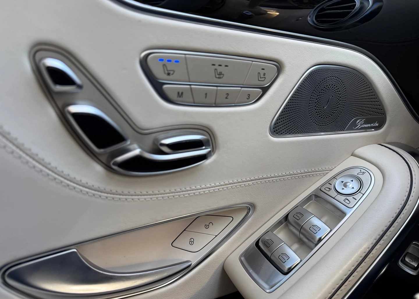 Mercedes-Benz S 63 AMG 4MATIC Coupe, снимка 7 - Автомобили и джипове - 55056010