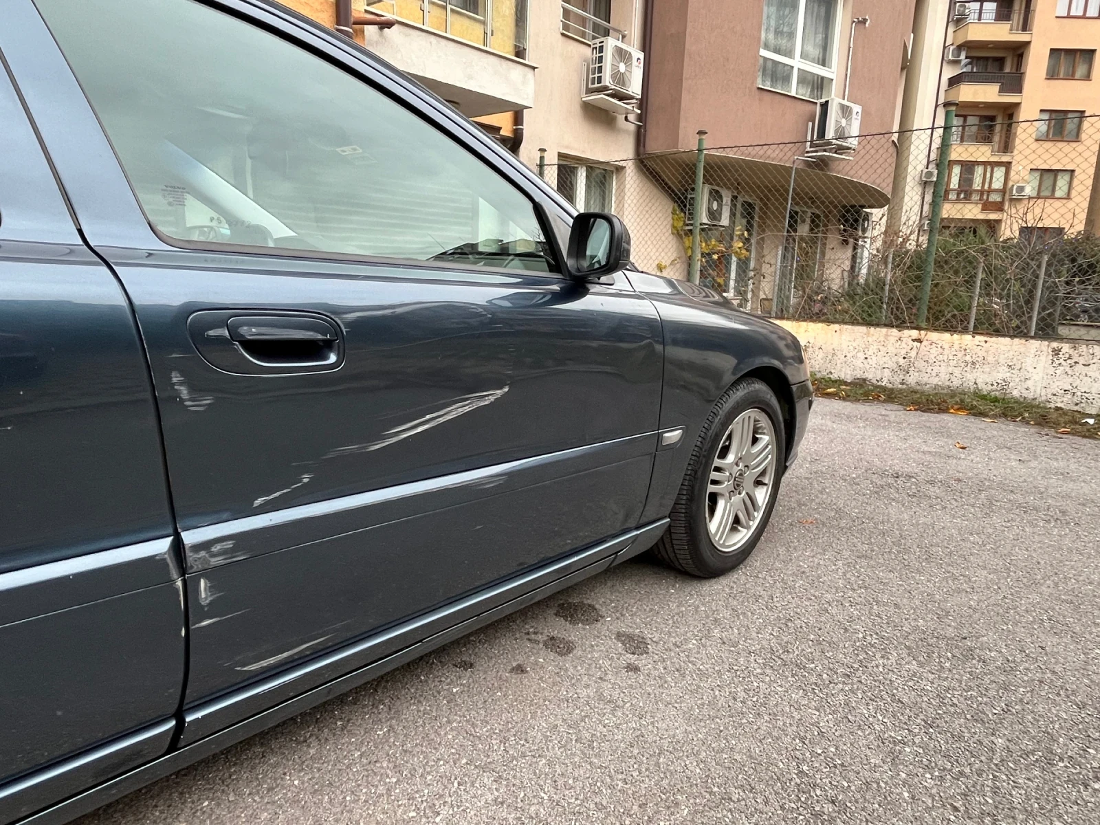 Volvo S60 2.4 D5 Фейслифт, снимка 12 - Автомобили и джипове - 55547769