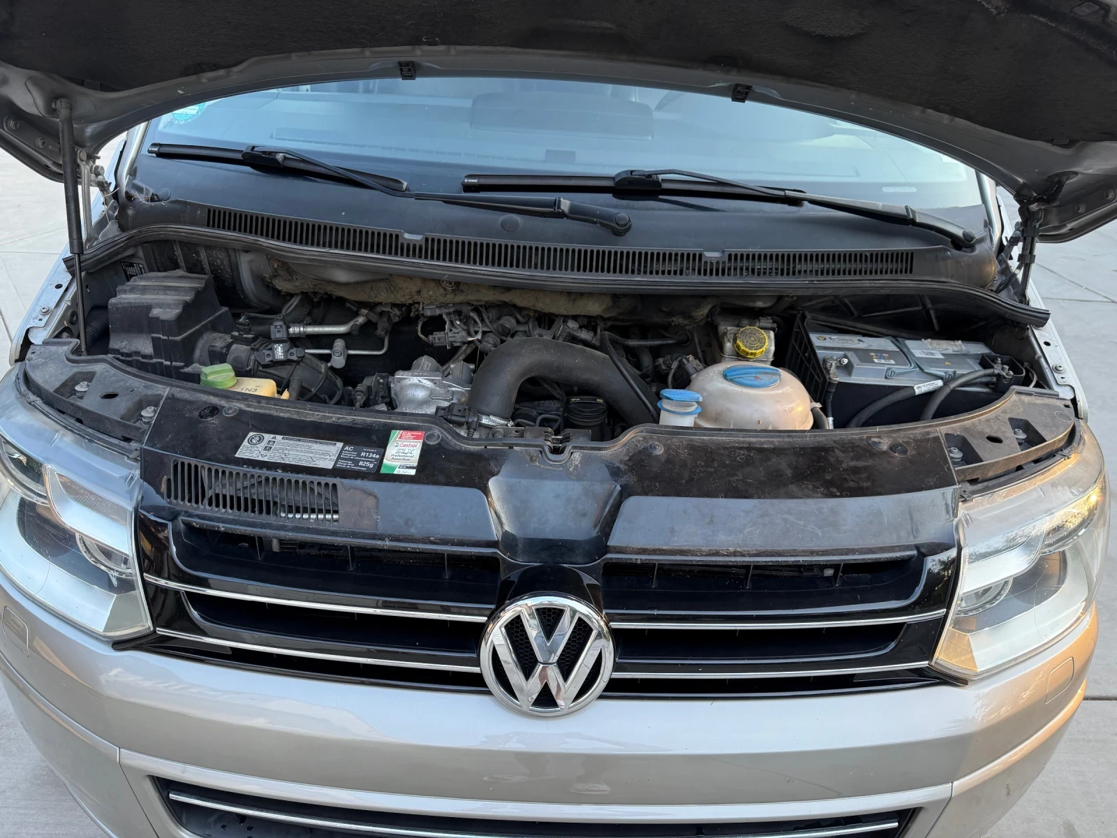 VW Multivan 2.0BiTDI* DSG* 4x4* HIGHLINE* , снимка 17 - Автомобили и джипове - 55436606