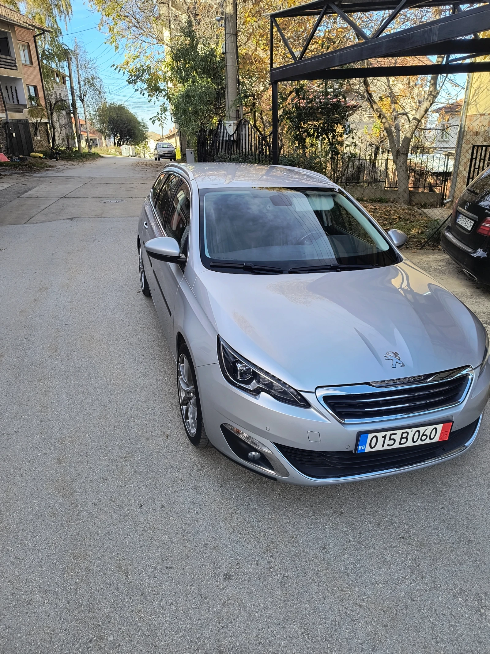 Peugeot 308 1.2STT, снимка 2 - Автомобили и джипове - 55721871