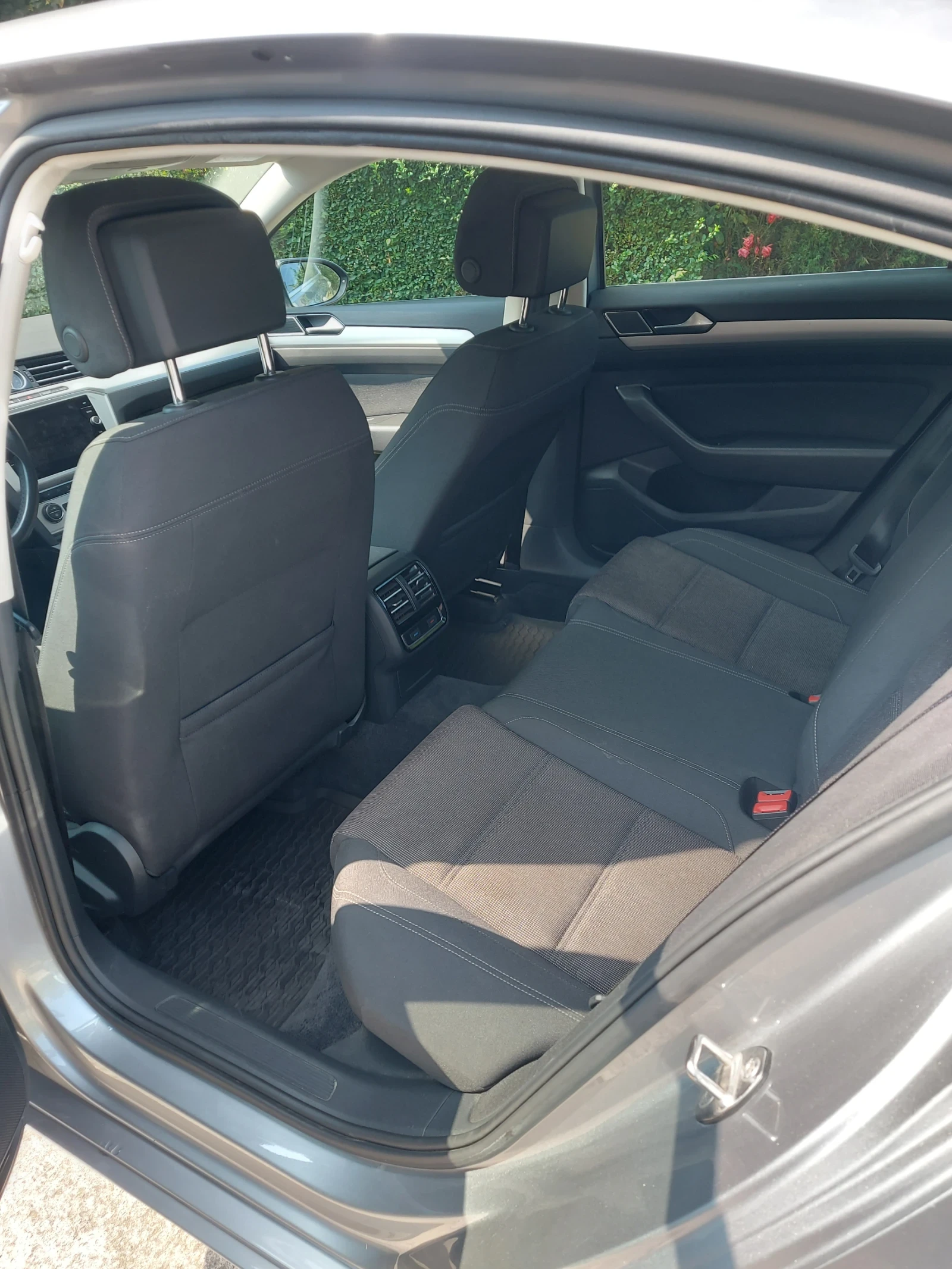 VW Passat, снимка 6 - Автомобили и джипове - 55793094