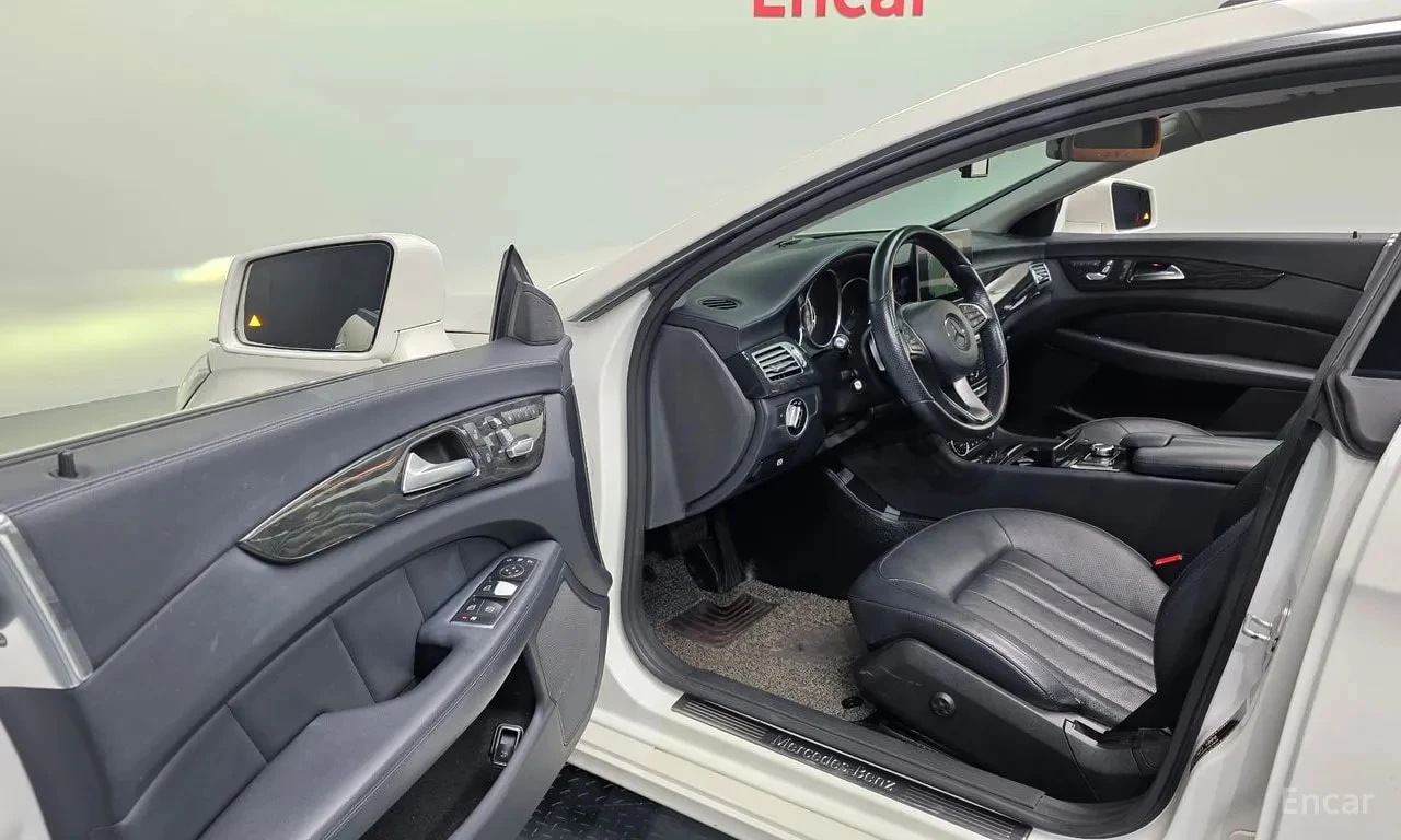 Mercedes-Benz CLS * CLS350 d 4MATIC * ЦЕНА ДО БГ, снимка 10 - Автомобили и джипове - 56019716
