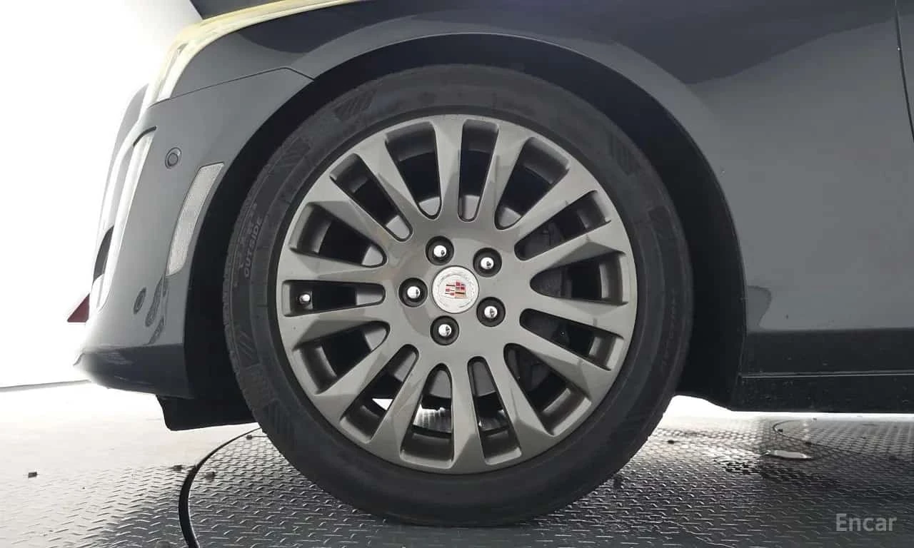 Cadillac Cts * 2.0 Premium AWD /ФИНАНСИРАНЕ, снимка 5 - Автомобили и джипове - 56331819