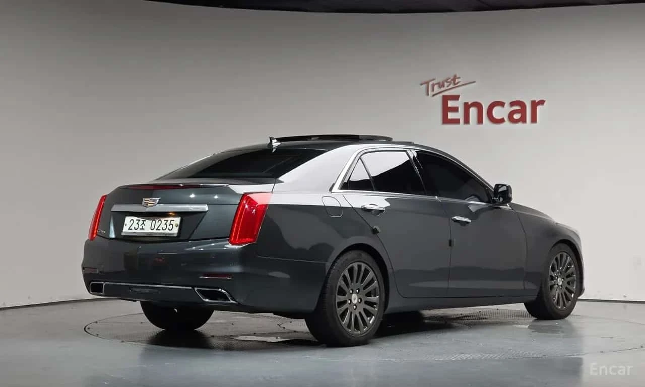 Cadillac Cts * 2.0 Premium AWD /ФИНАНСИРАНЕ, снимка 2 - Автомобили и джипове - 56331819