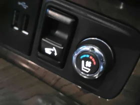 Infiniti QX80 * LUXE * 7 МЕСТЕН * ТЕЛЕВИЗОРИ * 360 * ПОДГРЕВИ, снимка 15