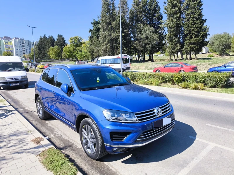 VW Touareg, снимка 1 - Автомобили и джипове - 47399351