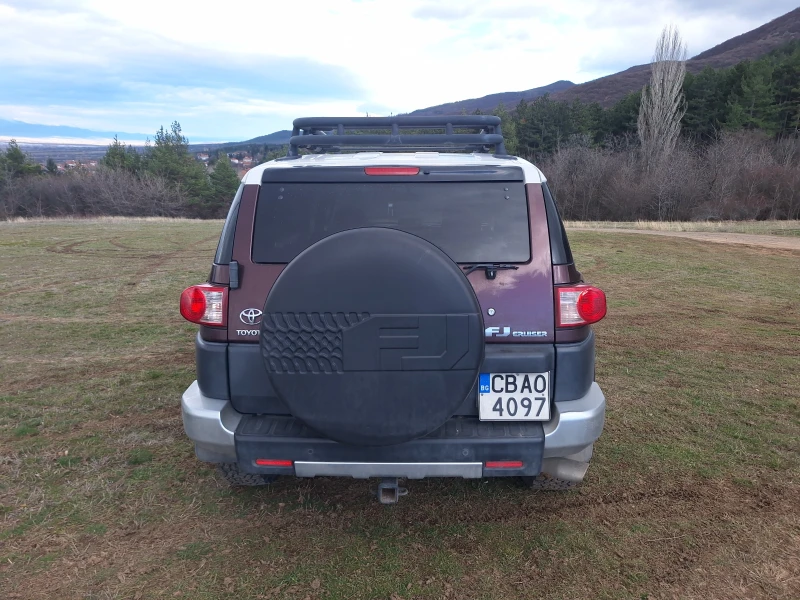 Toyota Fj cruiser 4.0 i V6 Automatic, LPG, снимка 6 - Автомобили и джипове - 52967677