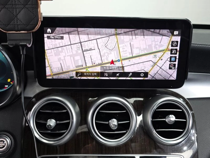 Mercedes-Benz GLC GLC300 4MATIC| 258к.с., снимка 13 - Автомобили и джипове - 56328075