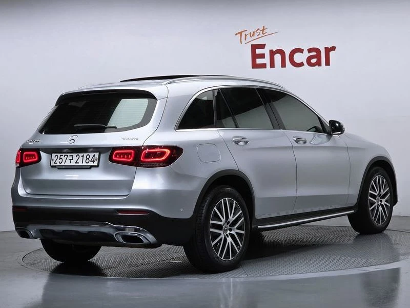 Mercedes-Benz GLC GLC300 4MATIC| 258к.с., снимка 2 - Автомобили и джипове - 56328075