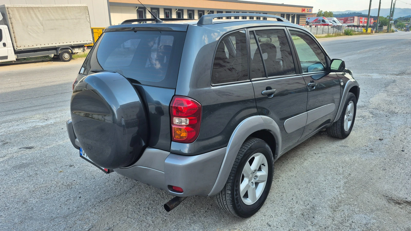 Toyota Rav4 2.0 D4D FACELIFT ОТЛИЧЕН - изображение 6